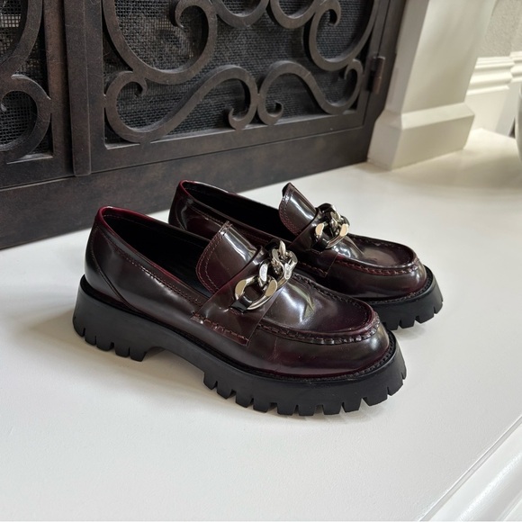 Jeffrey Campbell Recess Platform Loafers Red
Wine Black Chain Oxford 8 - Picture 1 of 9
